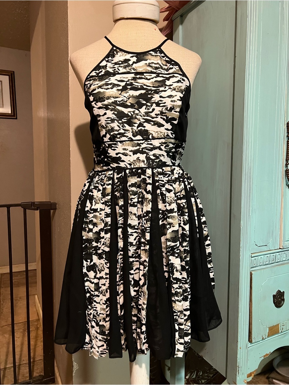 Parker NWT $297 Kerri Tidal Camouflage Pleated Mini Halter Dress Sz XS X-Small